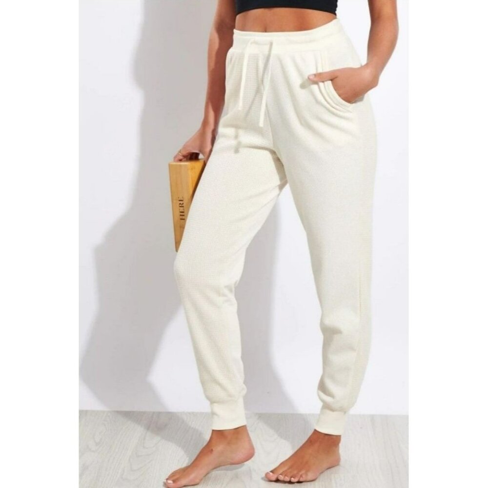 1X PLUS SIZE NIKE YOGA LUXE WOMEN'S NIKE SPORTSWEAR dj6771-901 PANTS BEIGE